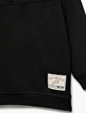 Dik Yaka Uzun Kollu Pamuklu Sweatshirt