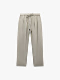Viskon Kumaş Regular Fit Cepli Pile Detaylı Kemerli Culotte Kumaş Pantolon