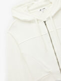 Rahat Kalıp Cep Detaylı Kapüşonlu Fermuarlı Crop Sweatshirt