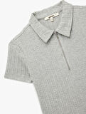 Slim Fit Saç Örgü Dokulu Kısa Kollu Fermuarlı Polo Yaka Tişört