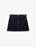 Kemer Detaylı A Kesim Mini Denim Etek