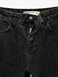Düğmeli Cepli Pamuklu Normal Bel Düz Paça Taşlı Jean Pantolon - Straight Fit Jean