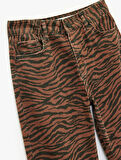 Normal Bel Düğmeli Düz Paça Zebra Desenli Jean Pantolon - Straight Fit Jean