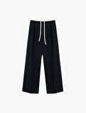 Beli Bağcıklı Geniş Paça Pantolon