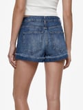 Pamuklu Düğmeli Normal Bel Katlı Paça Mini Denim Şort