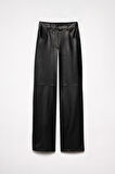 Kadın Siyah Bol Paça Deri Pantolon