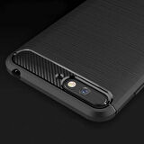 Huawei Y6 2018 ile Uyumlu Kamera Korumalı Darbe Önleyici Carbon Brushed Silikon Kılıf