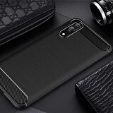 Huawei P20 ile Uyumlu Kamera Korumalı Darbe Önleyici Carbon Brushed Silikon Kılıf