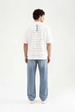Erkek Upside-Down Baskılı Oversize Tişört Ekru