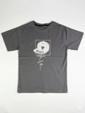 Erkek Çocuk Gri Şapka Baskılı Tişört - Grafik Desenli Pamuklu Kısa Kollu T-shirt
