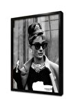 Audrey Hepburn Çerçeveli Cam Tablo