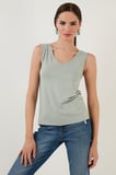 Lela Slim Fit V Yaka Kalın Askılı 2' li Paket Bluz Bayan BLUZ 5864384S2