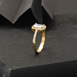 14 Ayar Altın Baget Taşlı Yüzük