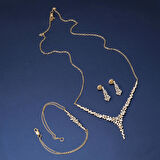 14 Ayar Altın Taşlı Tasarım Nişan Seti