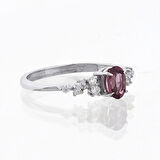 Oval Spinel Pırlanta Tektaş Yüzük