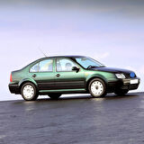 VW Bora 1999-2005 Motor Kaput Keçesi İzolasyonu Klipsli 1J0863835E