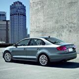 VW Jetta 2011-2014 Arka Bagaj Bluemotion Technology Yazısı 5K0853675BC