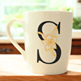 S Harfi Çiçek Desenli Seramik Kupa