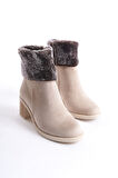 JET-KATYA Fermuarlı Ortopedik Taban Topuklu Kürk Detaylı Süet Kadın Bot  STT - Ten
