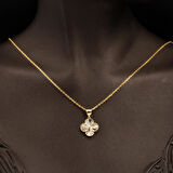 Yonca 14 Ayar Altın Kolye Orta Boy