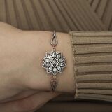 ​Lucky Life 925 Ayar Gumuss  Rose Çiçek Desenli Elmas Montür Bileklik