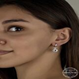 Swarovski Crystal Taşlı Lucky Life 925 Ayar Gumuss  Beyaz Sallantılı Kadın Küpe