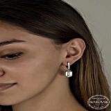 Swarovski Crystal Taşlı Lucky Life 925 Ayar Gumuss  Beyaz Baget Sallantılı Kadın Küpe