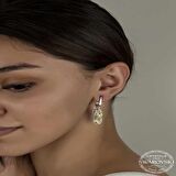 Swarovski Crystal Taşlı Lucky Life 925 Ayar Gumuss  Salkım Sallantılı Çivili Kadın Küpe
