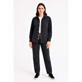 Lucky Life  Kadife Oversize Takım – Gömlek Ve Pantolon İkili Set Füme Corduroy Şıklığı, Rahat Ve Zarif Duruş Yumuşak Dokulu Kadife Kumaş, Düğmeli Gömlek Üst Ve Lastikli Pantolon Alt Parça Ile Gün Boyu Konfor- Siyah