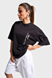 Kadın Siyah Renk s5-1 Oversize Baskılı Bol Kesim %100 Pamuklu T-Shirt