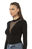 Özkan 25783 Kadın Ring Viskon Yarım Balıkçı Yaka Uzun Kollu Yakası Tül Detaylı Kancalı Çıtçıtlı Body
