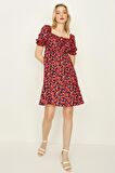 Kadın Çiçek Desenli Beşgen Yaka Balon Kollu Mini Elbise