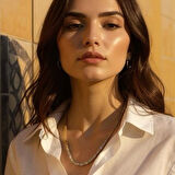 Altın & Gümüş Renk Taşlı Klasik Kolye - Zarif ve Şık Tasarım