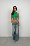 Taş Detay Dekolteli Yeşil Crop Bluz