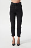 Ariana Siyah Yüksek Bel Mom Fit Fermuarlı Jean Pantolon C 4525-065
