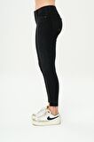 Naomi Siyah Yıpratmalı Paçası Kesikli  Normal Bel  Skinny Fit Jean Pantolon C 4526-053