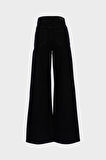 Weslie Siyah Yüksek Bel Fermuarlı Taş Detaylı Wideleg Fit Jean Pantolon C 4530-222