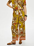 Eteği Sulu Çiçek Desen Wide Leg Fit Viskon Pantolon S25PNT013