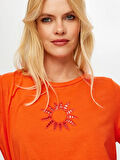 Resort Delik İşi Nakışlı Yuvarlak Yaka T-Shirt S25TSH111