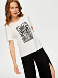 Resort Önü Palmiye Baskılı Yuvarlak Yaka T-Shirt S25TSH115