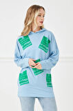 Go Veform Kadın Baskılı Kapüşonlu Oversize Uzun Sweatshirt Açık Mavi ZN5045