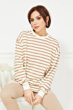 Go Veform Kadın Çizgili Yırtmaç Detaylı İki İp Sweatshirt Sütlü Kahve ZN5064