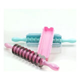 Pratik 9 Bıçaklı Mantı Kesme Merdanesi