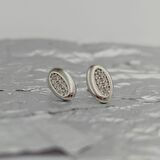 DİZAYN ZİRKON TAŞLI 925 AYAR GÜMÜŞ KÜPE