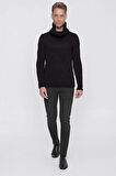 TR 844 Slim Fit Siyah Klasik Triko