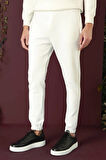 P 1140 Slim Fit Ekru Spor Pantolon