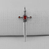 Kırmızı Taşlı Zirkon Şovalye 925 Ayar Gümüş Erkek Kolye Ucu