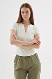FASHION FRIENDS KADIN DÜĞME DETAYLI BLUZ 25Y0494K1