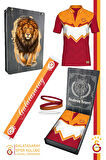 Galatasaray Orijinal Lisanslı Okan Buruk Desing Polo Yaka T-Shirt + Bileklik + Atkı Set Ahşap Kutulu