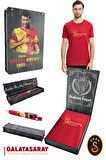 Galatasaray Orijinal Lisanslı Kırmızı Erkek T-Shirt + Uçlu Kalem Set Hediyelik Ahşap Kutulu